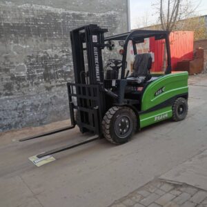 STIVUITOR ELECTRIC Can hold. = 3.5 - 4 maxim
210AH battery - Image 1